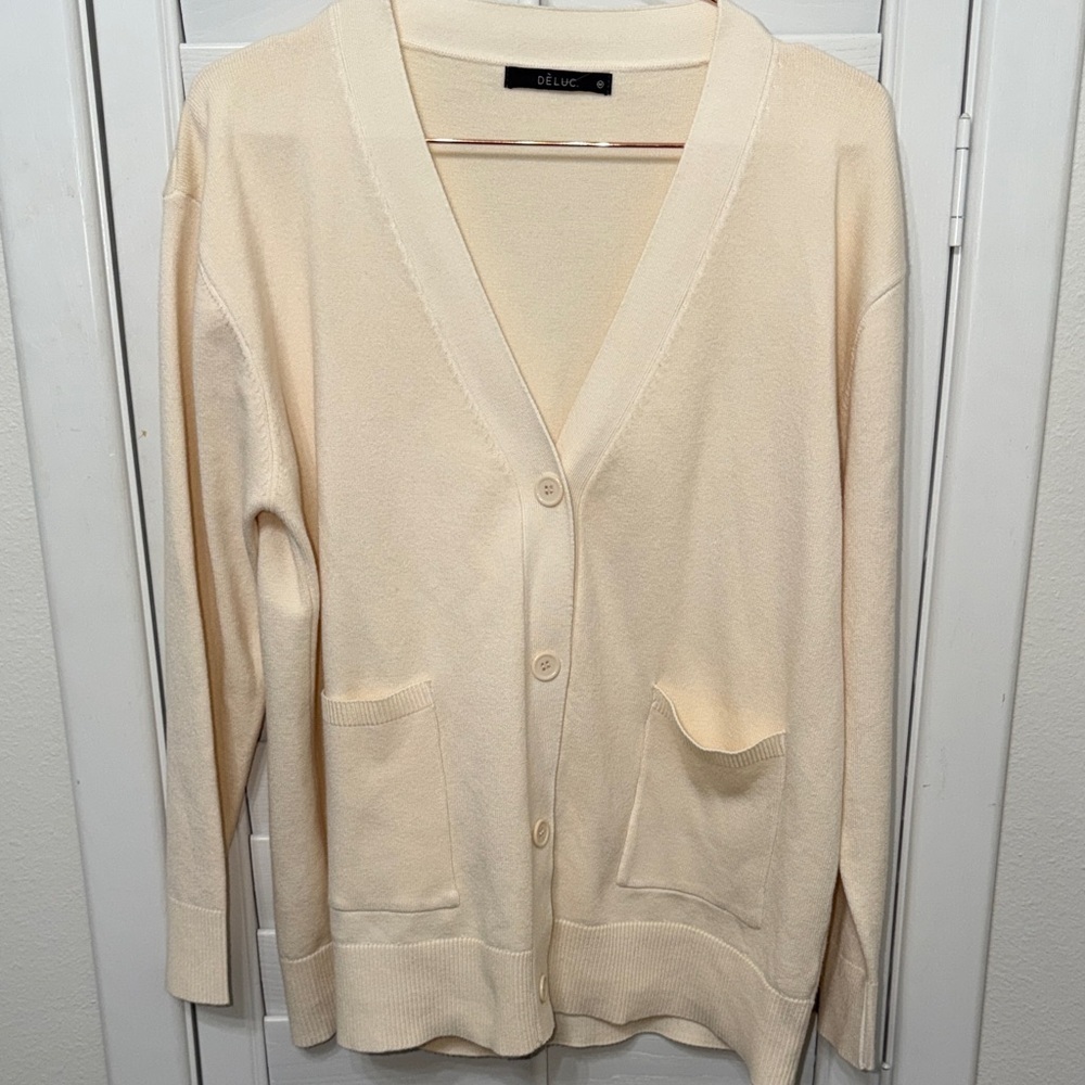 Dèluc Cream Button-Up Cardigan | Size Large | Soft Knit |